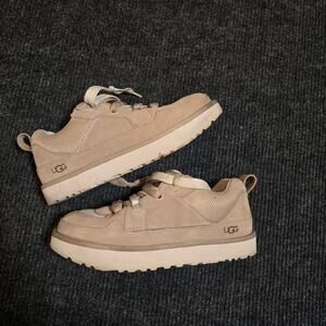 UGGs Low Lamel. mens size 10